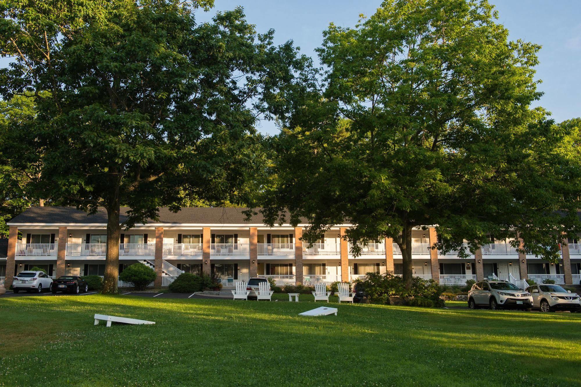 Ogunquit The Milestone Inn ภายนอก รูปภาพ